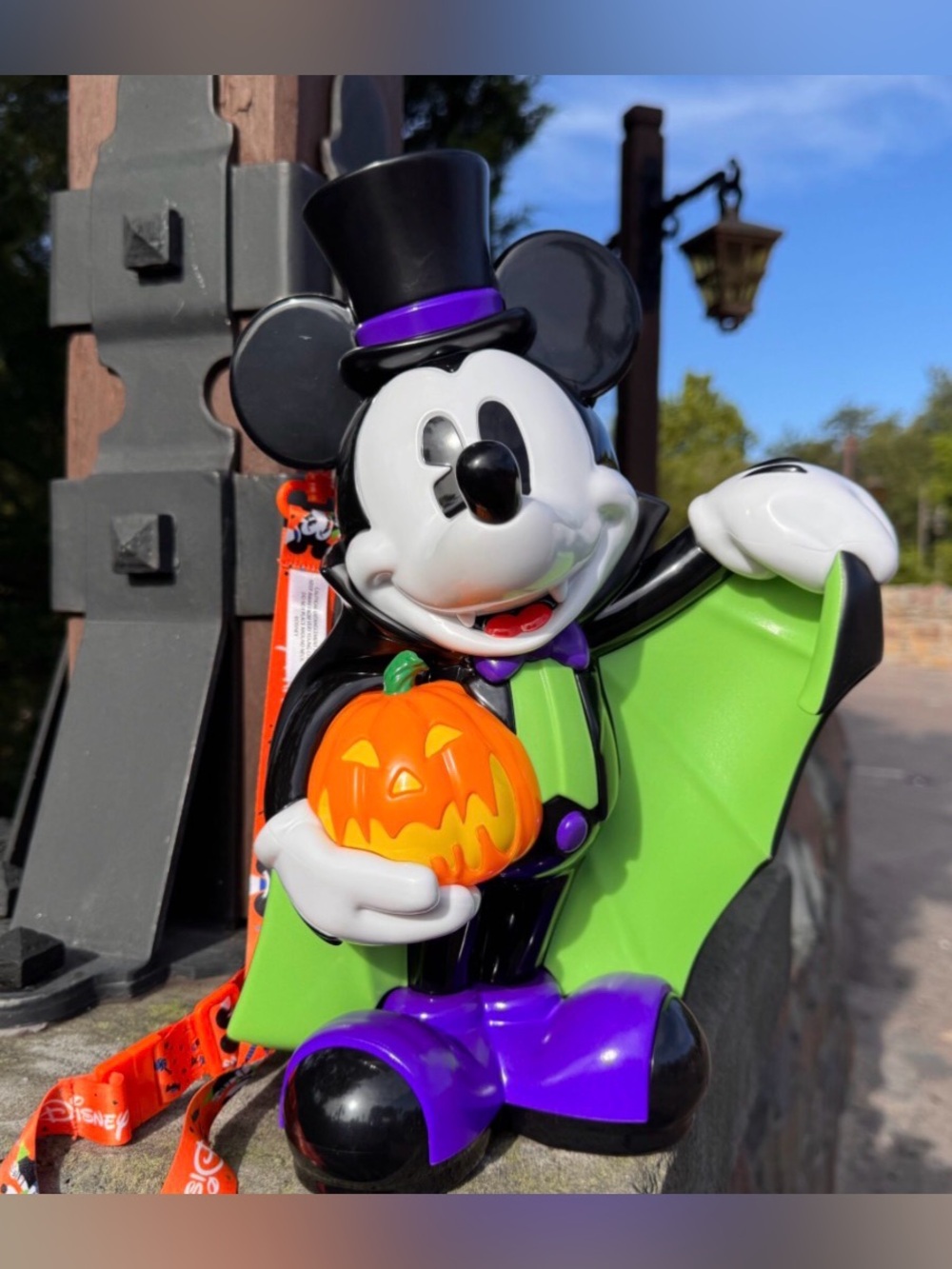 2026 Disney Parks Vampire Mickey Mouse Halloween Light Up Popcorn Bucket New